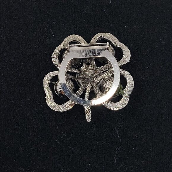 Vintage Four Leaf Clover Fur Clip Scarf Clip Silver Tone Faux Pearl Lucky - Picture 2 of 7